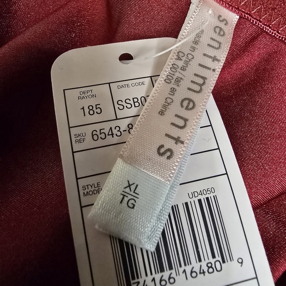 Elegant Burgundy Women's Intimate Panty - Picture 3 of 3